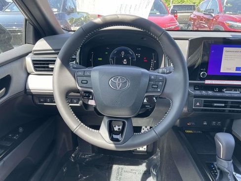 New 2026 Toyota Camry SE FWD image 25