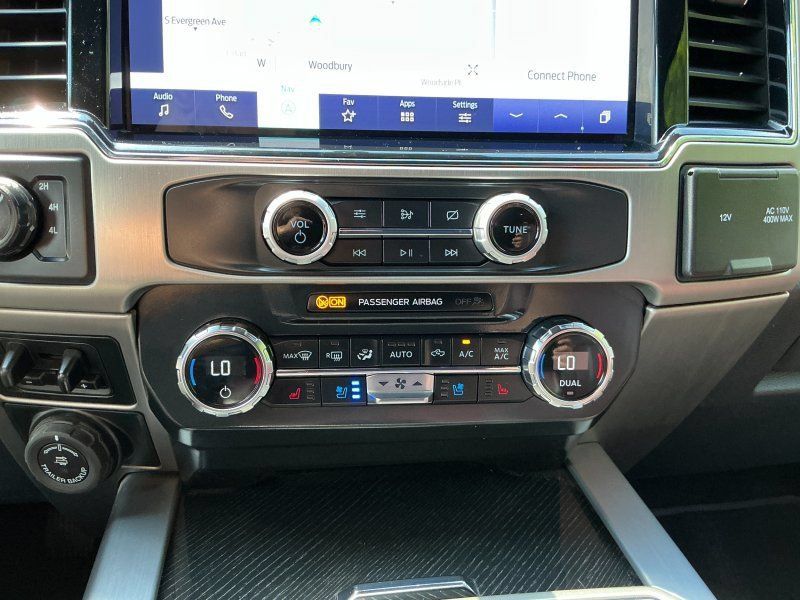 Used 2022 Ford F450 Platinum w/ FX4 Off-Road Package AWD/4WD image 26