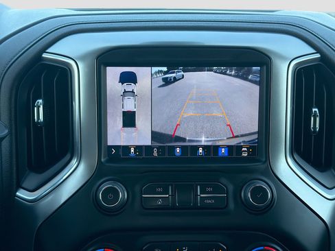 Used 2022 Chevrolet Silverado 2500 LTZ w/ LTZ Premium Package AWD/4WD image 33