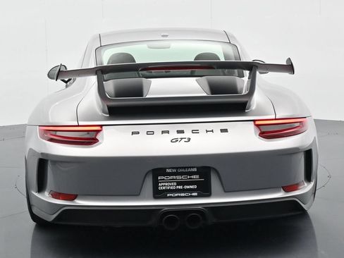 Certified 2018 Porsche 911 GT3 RWD image 6
