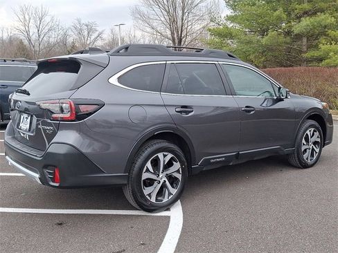 Certified 2022 Subaru Outback Limited XT image 6