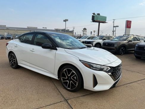 Certified 2024 Nissan Sentra SR image 6