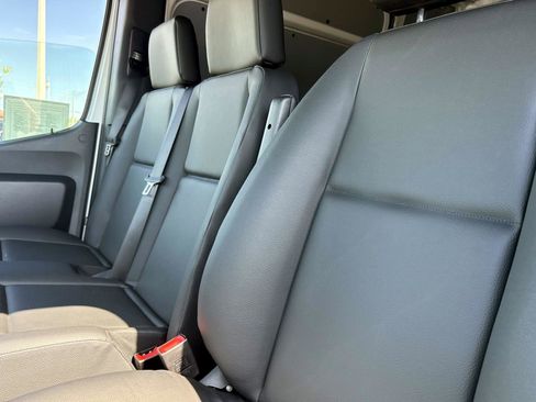 Used 2025 Mercedes-Benz Sprinter 3500 image 16