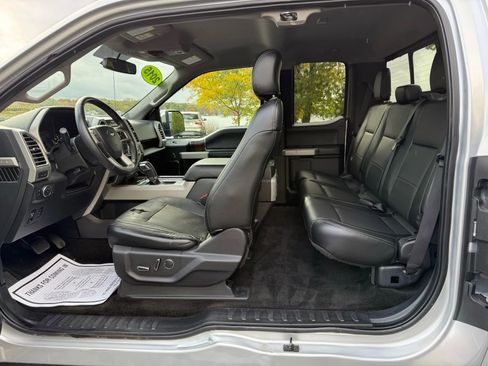 Used 2015 Ford F150 Lariat image 11