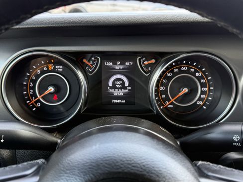 Used 2022 Jeep Gladiator Sport image 24