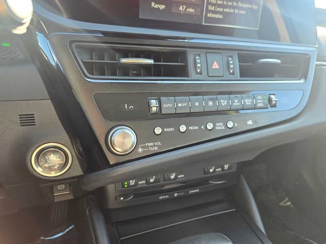 Certified 2022 Lexus ES 350 w/ Premium Package FWD image 29