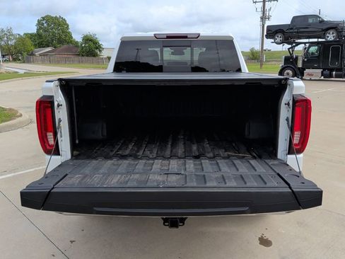 Used 2022 GMC Sierra 1500 SLT w/ SLT Convenience Package image 43