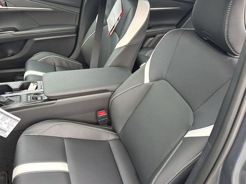New 2026 Toyota Camry SE FWD image 28