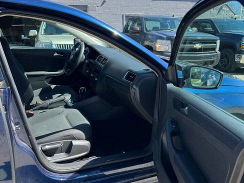 Used 2013 Volkswagen Jetta Sedan image 16