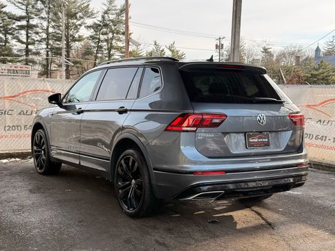 Used 2021 Volkswagen Tiguan SE R-Line image 11