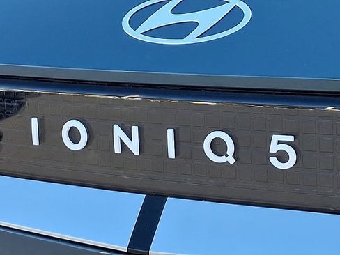 New 2026 Hyundai Ioniq 5 SEL image 6