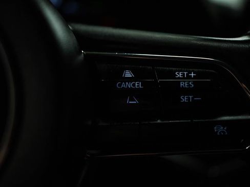 Used 2024 MAZDA CX-90 Plug-In Hybrid w/ Preferred AWD/4WD image 22