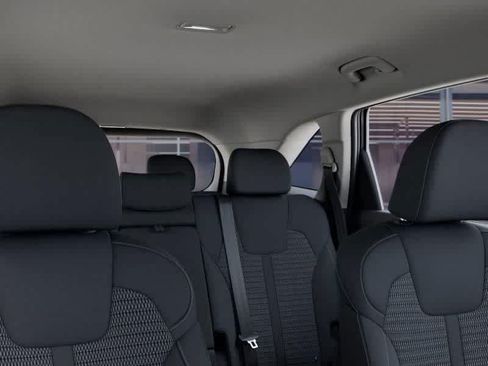 Certified 2026 Kia Sorento LX FWD image 27