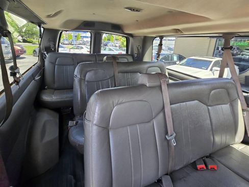 Used 2012 Chevrolet Express 3500 LS image 18