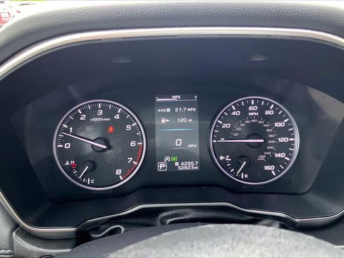 Used 2022 Subaru Outback Limited AWD/4WD image 25