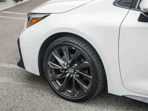 Certified 2025 Toyota Corolla SE FWD image 11