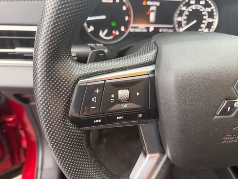 Used 2022 Mitsubishi Outlander ES AWD/4WD image 29