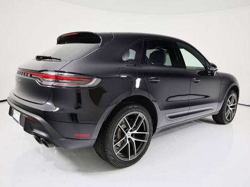 Certified 2026 Porsche Macan AWD/4WD image 7