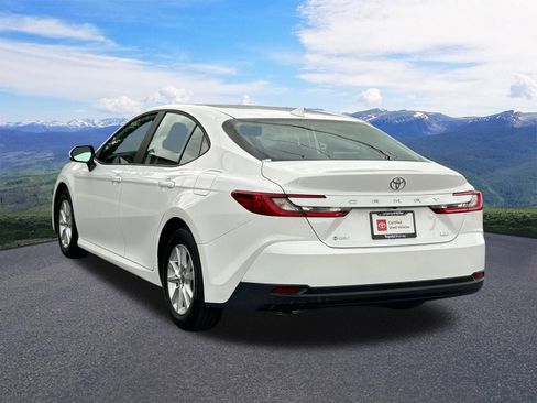 Used 2026 Toyota Camry LE FWD image 3