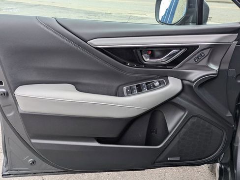 Certified 2025 Subaru Outback Limited image 11