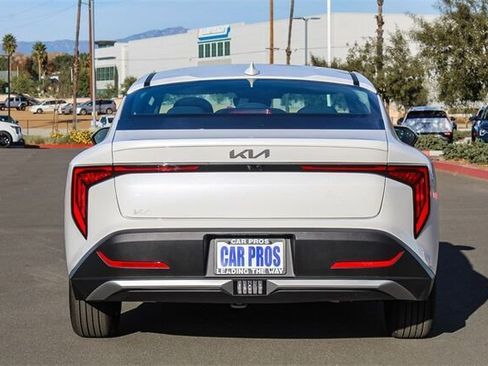 New 2025 Kia K4 LXS image 7