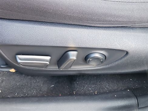 Used 2020 Toyota RAV4 XLE image 11