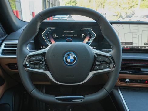 Certified 2025 BMW i4 eDrive40 w/ Parking Assistance Package RWD image 18