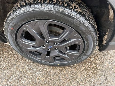 Used 2023 Subaru Ascent Onyx Edition image 10