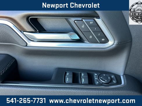 New 2025 GMC Sierra 3500 Denali w/ Technology Package image 9