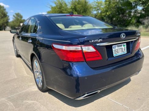 Used 2012 Lexus LS 460 image 8