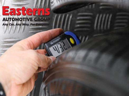 Used 2023 Tesla Model 3 Standard Range image 24