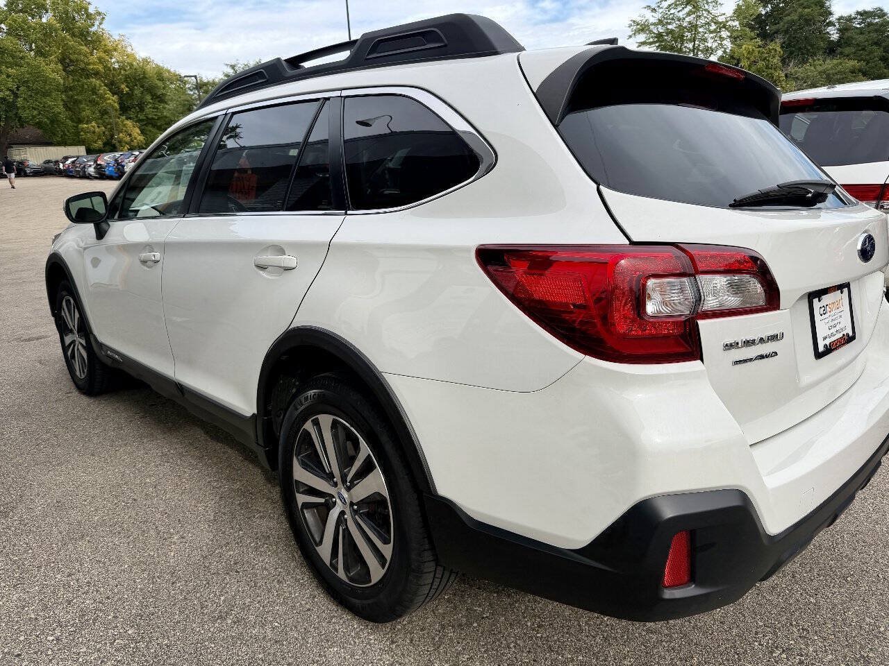 Used 2019 Subaru Outback 2.5i Limited AWD/4WD image 6