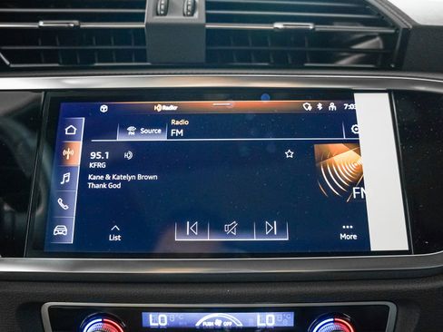 New 2025 Audi Q3 2.0T Premium image 19