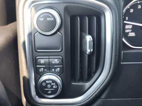 Used 2021 GMC Sierra 1500 SLT RWD image 18