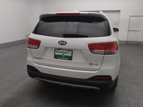 Used 2018 Kia Sorento EX image 7