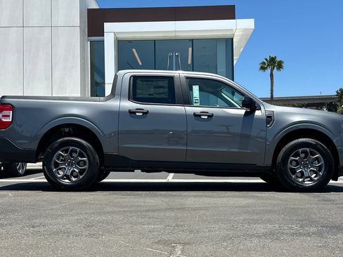 New 2026 Ford Maverick XLT w/ XLT Luxury Package FWD image 2