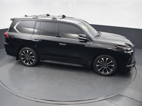 Used 2021 Lexus LX 570 4WD w/ Sport Package image 45