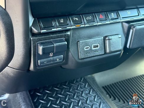 Certified 2025 Chevrolet Silverado 2500 Custom w/ Custom Value Package AWD/4WD image 22