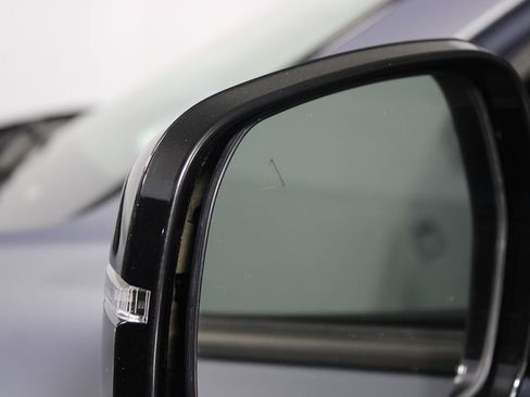 Used 2021 Kia Sorento S w/ Panoramic Sunroof Package image 25