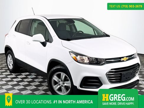 Used 2019 Chevrolet Trax LS w/ Tint and Cruise Package image 1