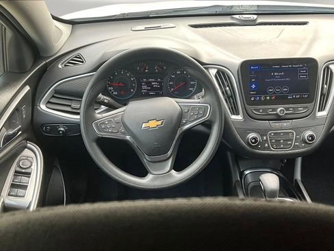 Used 2024 Chevrolet Malibu LT image 8