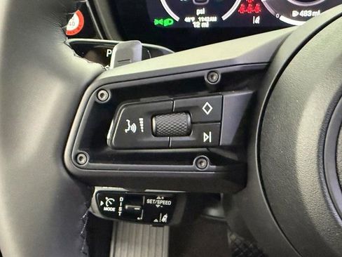 New 2026 Porsche Cayenne image 19