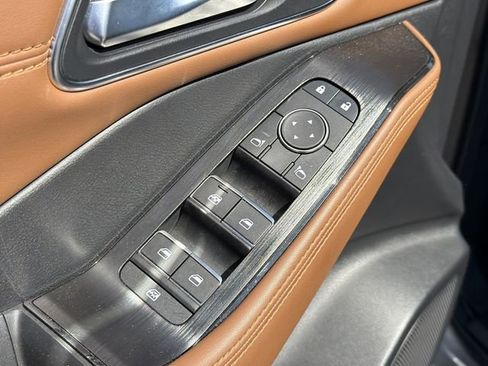 Certified 2025 Nissan Rogue Platinum w/ Platinum Premium Package image 20