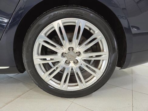 Used 2012 Audi A8 L 4.2 AWD/4WD image 11