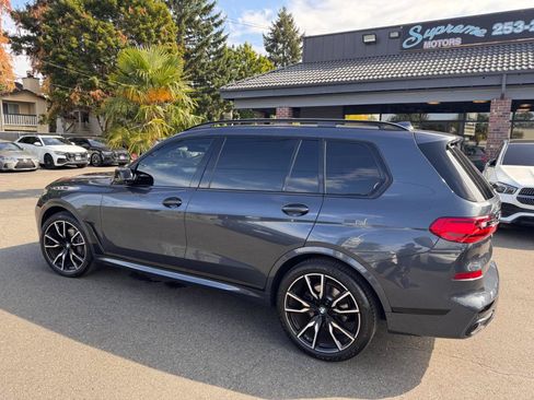 Used 2022 BMW X7 xDrive40i w/ M Sport Package AWD/4WD image 16