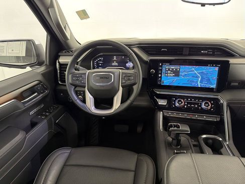Used 2025 GMC Sierra 1500 Denali w/ Denali Reserve Package AWD/4WD image 22