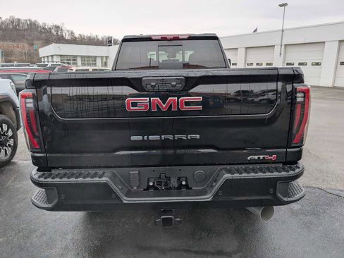New 2026 GMC Sierra 2500 AT4 w/ Technology Package image 9