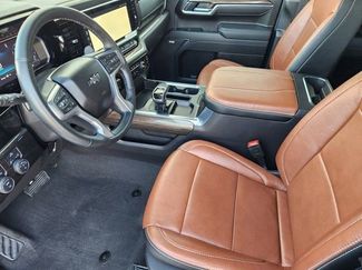 Used 2025 Chevrolet Silverado 1500 LT Trail Boss w/ Convenience Package II video 4