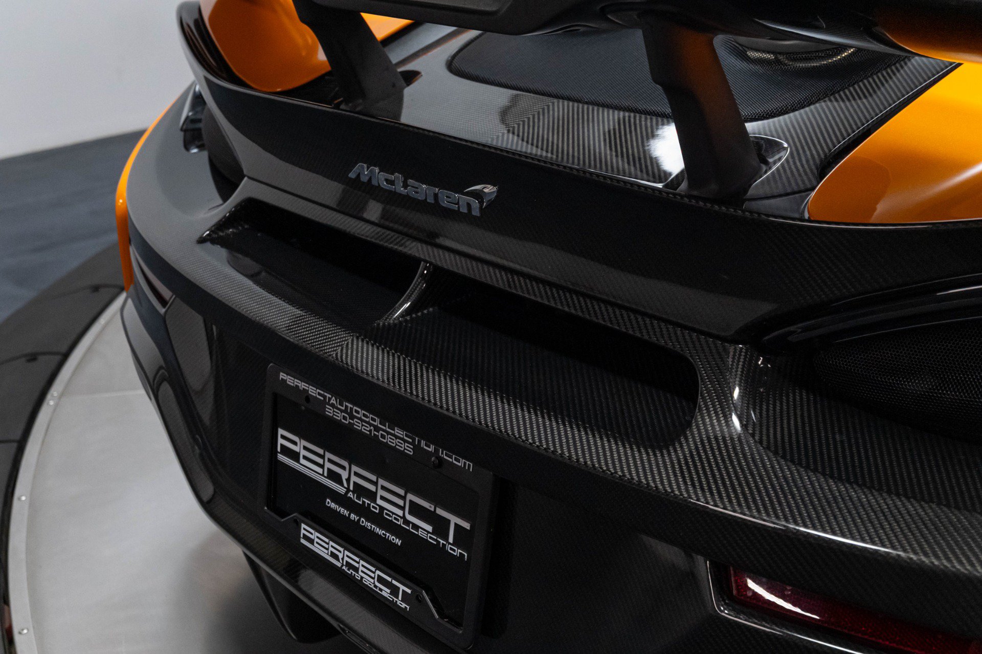 Used 2019 McLaren 600LT RWD image 48