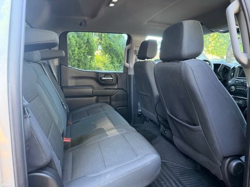 Used 2024 Chevrolet Silverado 1500 Custom w/ LPO, Dark Essentials Package AWD/4WD image 17